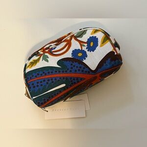 Svenskt Tenn, Josef Frank Aralia linen toiletry bag